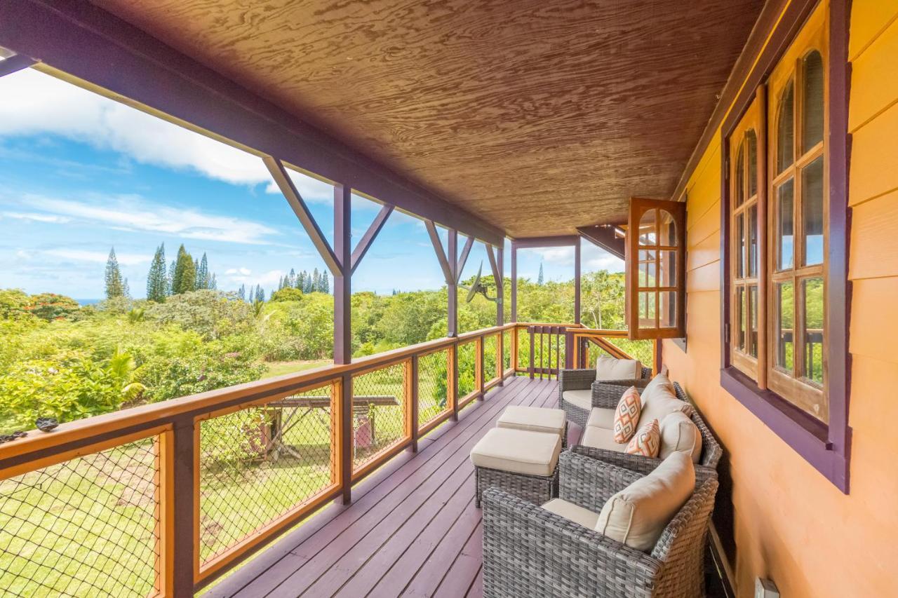 Off-grid Getaway With Ocean Views In Paradise Séjour chez l'habitant *